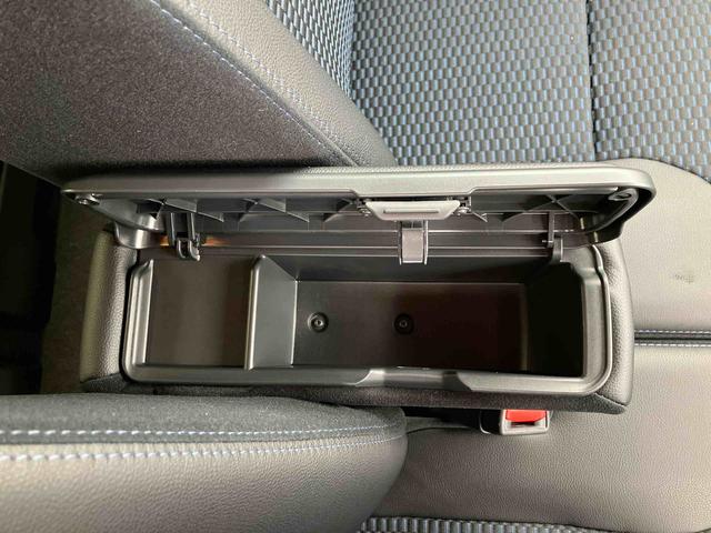 タントカスタムＲＳリミテッド　届け出済み未使用車保証　新車保証・まごころ保証　１年間・走行距離無制限付き（東京都）の中古車