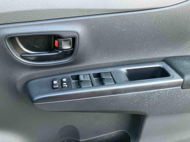 ヴィッツＦ保証　・まごころ保証　１年間・走行距離無制限付き（東京都）の中古車