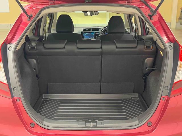 フィット１３Ｇ・Ｌ　ホンダセンシング　ナビ　バックカメラ　ＥＴＣ保証　まごころ保証　１年間・走行距離無制限付き　ナビゲーション　ＥＴＣ車載器　キーフリーシステム　ＬＥＤヘッドランプ　オートライト　クルーズコントロール　オートエアコン　パワーウインドウ（東京都）の中古車