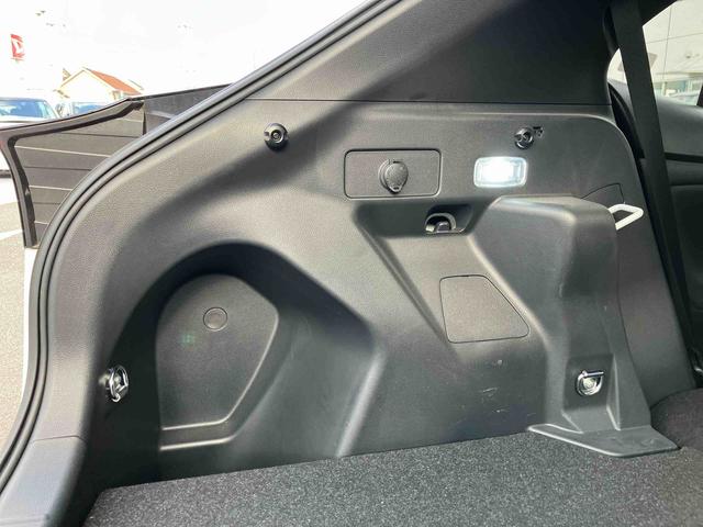 ヤリスクロスハイブリッドＺ　アドベンチャー　ディスプレイオーディオ保証　新車保証・まごころ保証　１年間・走行距離無制限付き　ディスプレイオーディオ　バックカメラ　ＥＴＣ車載器　ドライブレコーダー　キーフリーシステム　クルーズコントロール　ＬＥＤヘッドランプ（東京都）の中古車