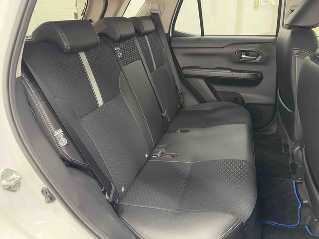 ロッキープレミアムＧ　ＨＥＶ保証　まごころ保証　１年間・走行距離無制限付き（東京都）の中古車