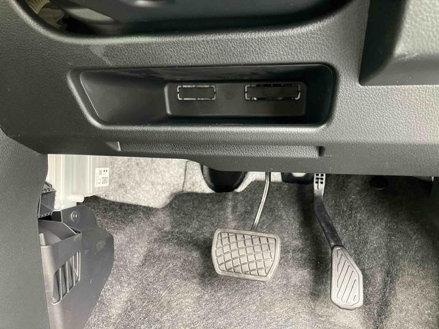 ムーヴキャンバスストライプスGターボ 4WD 届け出済み未使用車保証 新車保証・まごころ保証 1年間・走行距離無制限付き・LEDヘッドライト装備・シートヒーター装備・オーディオレス車・電動格納ミラー・シートヒーター装備(東京都)の中古車