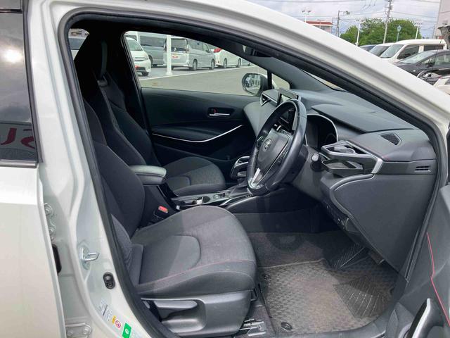 カローラスポーツハイブリッドG Z保証 新車保証・まごころ保証 1年間・走行距離無制限付き・ナビ・バックカメラ・ドラレコ・ETC装備・LEDヘッドライト装備(東京都)の中古車