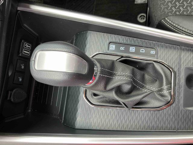 ロッキープレミアムＧ　ＨＥＶ　９インチディスプレイオーディオ装備保証　新車保証・まごころ保証　１年間・走行距離無制限付き・９インチディスプレイオーディオ装備・ＬＥＤヘッドライト装備・シートヒーター装備（東京都）の中古車