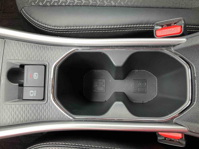 ロッキープレミアムＧ　ＨＥＶ　９インチディスプレイオーディオ装備保証　新車保証・まごころ保証　１年間・走行距離無制限付き・９インチディスプレイオーディオ装備・ＬＥＤヘッドライト装備・シートヒーター装備（東京都）の中古車