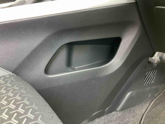 ロッキープレミアムＧ　ＨＥＶ　９インチディスプレイオーディオ装備保証　新車保証・まごころ保証　１年間・走行距離無制限付き・９インチディスプレイオーディオ装備・ＬＥＤヘッドライト装備・シートヒーター装備（東京都）の中古車