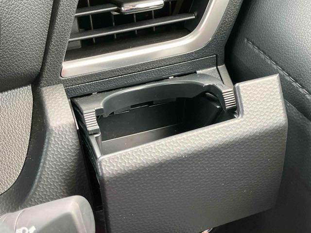 トールカスタムＧ　９インチディスプレイオーディオ　パノラマモニター保証　新車保証・まごころ保証　１年間・走行距離無制限付き・９インチディスプレイオーディオ装備・パノラマカメラ装備・ＬＥＤヘッドライト装備（東京都）の中古車