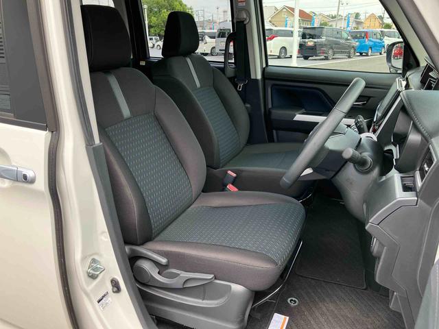トールカスタムＧ　９インチディスプレイオーディオ　パノラマモニター保証　新車保証・まごころ保証　１年間・走行距離無制限付き・９インチディスプレイオーディオ装備・パノラマカメラ装備・ＬＥＤヘッドライト装備（東京都）の中古車