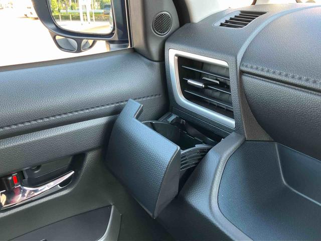 トールカスタムＧ　９インチディスプレイオーディオ　パノラマモニター保証　新車保証・まごころ保証　１年間・走行距離無制限付き・９インチディスプレイオーディオ装備・パノラマカメラ装備・ＬＥＤヘッドライト装備（東京都）の中古車