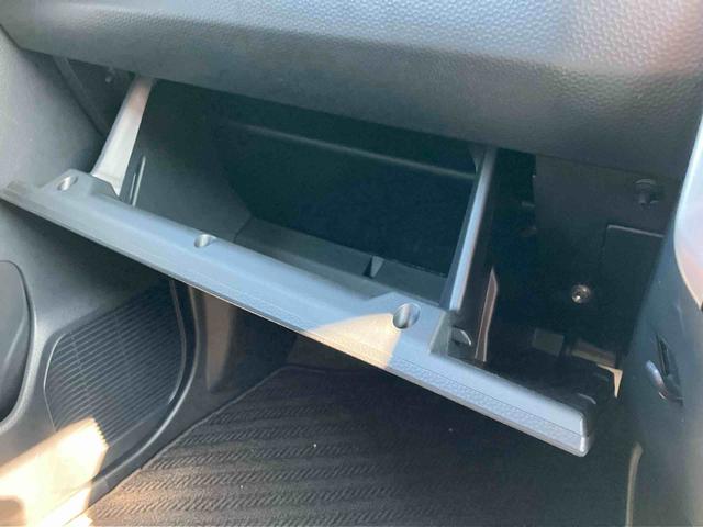 トールカスタムＧ　９インチディスプレイオーディオ　パノラマモニター保証　新車保証・まごころ保証　１年間・走行距離無制限付き・９インチディスプレイオーディオ装備・パノラマカメラ装備・ＬＥＤヘッドライト装備（東京都）の中古車