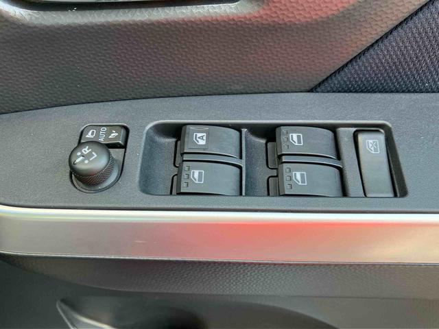 トールカスタムＧ　９インチディスプレイオーディオ　パノラマモニター保証　新車保証・まごころ保証　１年間・走行距離無制限付き・９インチディスプレイオーディオ装備・パノラマカメラ装備・ＬＥＤヘッドライト装備（東京都）の中古車