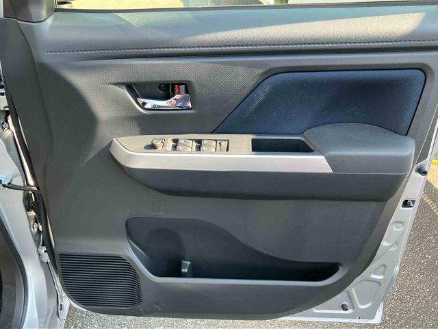 トールカスタムＧ　９インチディスプレイオーディオ　パノラマモニター保証　新車保証・まごころ保証　１年間・走行距離無制限付き・９インチディスプレイオーディオ装備・パノラマカメラ装備・ＬＥＤヘッドライト装備（東京都）の中古車