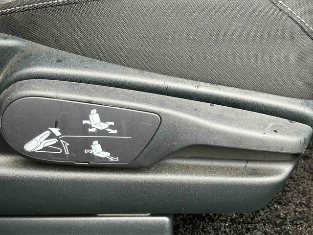 ヴォクシーZS 煌保証 まごころ保証 1年間・走行距離無制限付き・ナビ・パノラマカメラ・ドラレコ・ETC装備・両ドア電動スライドドア・装備(東京都)の中古車