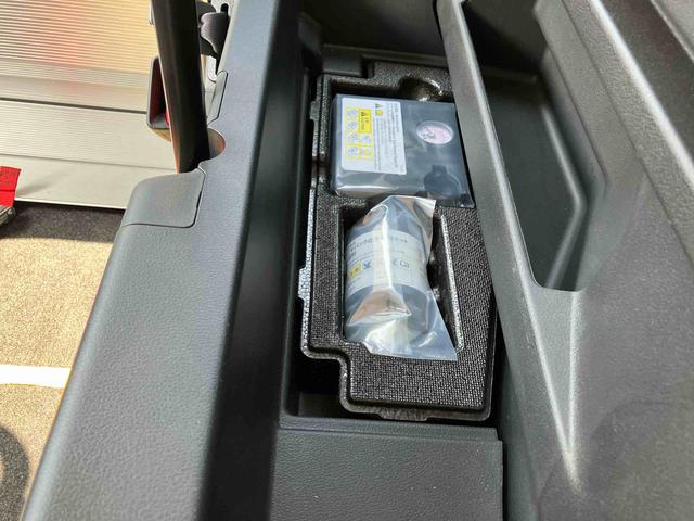 ハイゼットカーゴアトレースローパー　ＳＩＭ　ＵＧＰ保証　新車保証・まごころ保証　１年間・走行距離無制限付き・オーディオレス車・ＬＥＤヘッドライト装備・アダプティブクルーズコントロール付き（東京都）の中古車
