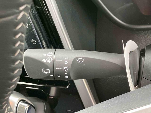 トールカスタムＧ　９インチディスプレイオーディオ　パノラマモニター保証　新車保証・まごころ保証　１年間・走行距離無制限付き・９インチディスプレイオーディオ装備・パノラマカメラ装備・ＬＥＤヘッドライト装備（東京都）の中古車