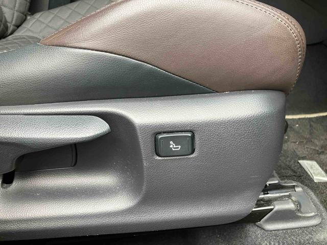 C−HRG LEDエディション保証 まごころ保証 1年間・走行距離無制限付き・ナビ・バックカメラ・ETC装備・LEDヘッドライト装備・アルミホイール付き(東京都)の中古車