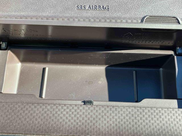 スペイドＹ　ナビ装備・バックカメラ装備保証　まごころ保証　１年間・走行距離無制限付き・ナビ装備・バックカメラ装備（東京都）の中古車