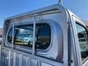 車検整備２年付き　ＦＲ専用ＣＶＴ　パートタイム４輪駆動　マルチリフレクターヘッドランプ　ＡＭ／ＦＭ付きラジオ　６コーナーセンサー　三方開き　荷台フロア長２０３０ｍｍ　荷台幅１４１０ｍｍ　オートライト（東京都）の中古車