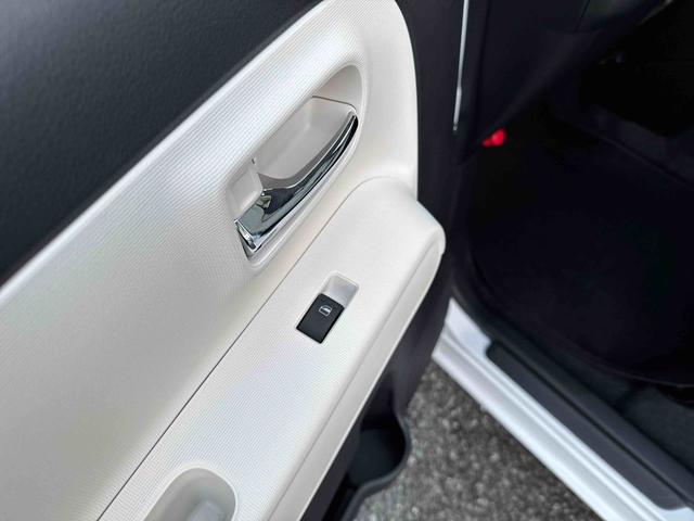 ムーヴキャンバスストライプスGターボACC レーダーブレーキ シートヒーターACC レーダーブレーキ 禁煙 1オーナー シートH オートハイビーム LEDヘッドライト クリアランスソナー ターボ車 スマートキー 記録簿 レーンキープ セキュリティーアラーム ベンチシート(埼玉県)の中古車