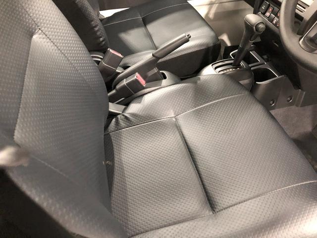 ハイゼットトラックジャンボスタンダード　４ＷＤ／走行６キロ／オートライト１年保証距離無制限　走行距離６キロ　４ＷＤ　ＡＴ車　助手席エアバッグ　クリアランスソナー　オートライト　アイドリングストップ　スペアキー（埼玉県）の中古車