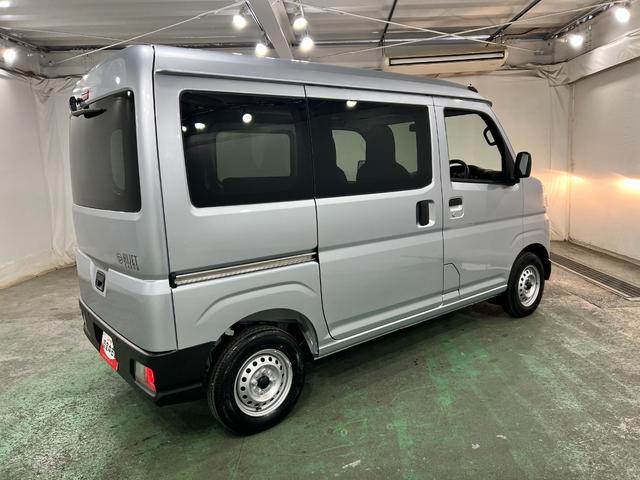 ハイゼットカーゴＤＸ　走行５８２キロ／クリアランスソナー／オートライト一年保証・走行距離無制限　走行５８２キロ　助手席エアバック　オートライト　オートマチックハイビーム　クリアランスソナー　アイドリングストップ（埼玉県）の中古車