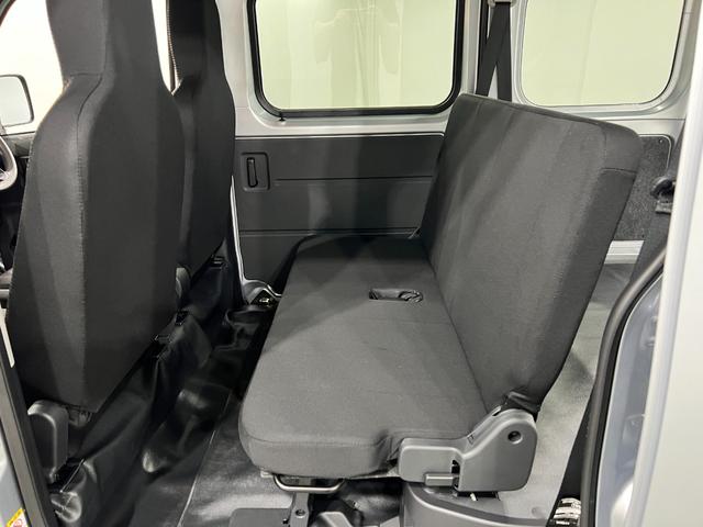 ハイゼットカーゴＤＸ　走行５８２キロ／クリアランスソナー／オートライト一年保証・走行距離無制限　走行５８２キロ　助手席エアバック　オートライト　オートマチックハイビーム　クリアランスソナー　アイドリングストップ（埼玉県）の中古車