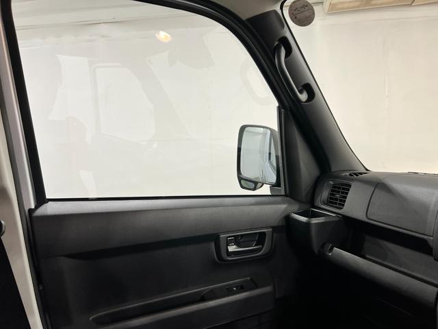 ハイゼットカーゴＤＸ　走行５８２キロ／クリアランスソナー／オートライト一年保証・走行距離無制限　走行５８２キロ　助手席エアバック　オートライト　オートマチックハイビーム　クリアランスソナー　アイドリングストップ（埼玉県）の中古車