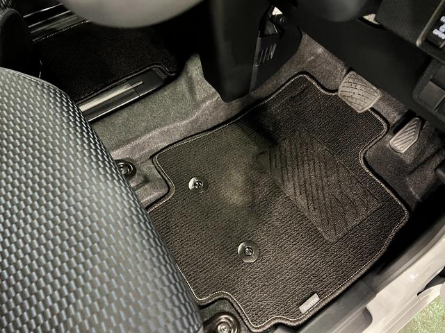 タントカスタムＲＳリミテッド　走行９０７０キロ／両側電動スライド一年保証・走行距離無制限　走行９０７０キロ　サイドエアバック　クリアランスソナー　オートマチックハイビーム　オートライト　ＬＥＤヘッドライト　ベンチシート　シートヒーター　両側電動スライドドア（埼玉県）の中古車