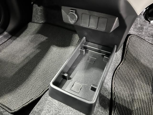 ミライースＸ　ＳＡIII　走行１２４キロ／ＬＥＤヘッドライト一年保証・走行距離無制限　走行１２４キロ　助手席エアバック　オートライト　オートマチックハイビーム　クリアランスソナー　アイドリングストップ（埼玉県）の中古車