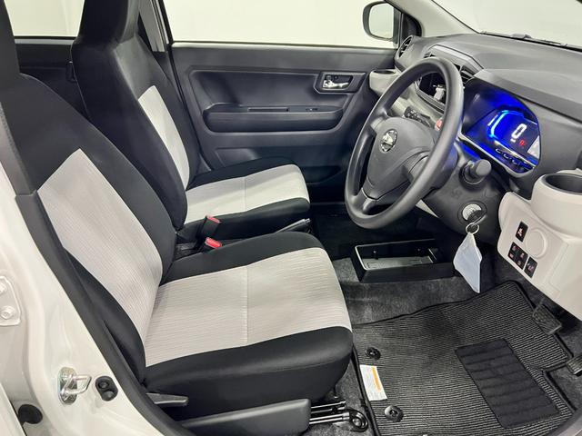 ミライースＸ　ＳＡIII　走行９１キロ／ＬＥＤヘッドランプ／純正マット１年保証距離無制限　走行距離９１キロ　純正カーペットマット　助手席エアバッグ　クリアランスソナー　ＬＥＤヘッドランプ　アイドリングストップ　電動格納式ドアミラー（埼玉県）の中古車