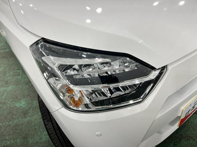 ミライースＸ　ＳＡIII　走行９１キロ／ＬＥＤヘッドランプ／純正マット１年保証距離無制限　走行距離９１キロ　純正カーペットマット　助手席エアバッグ　クリアランスソナー　ＬＥＤヘッドランプ　アイドリングストップ　電動格納式ドアミラー（埼玉県）の中古車