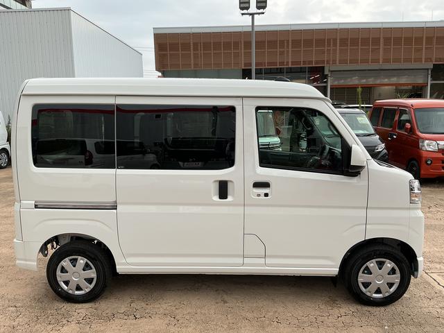 ハイゼットカーゴクルーズ 走行4キロ/登録済未使用車一年保証・走行距離無制限 走行4キロ 助手席エアバック オートライト オートマチックハイビーム クリアランスソナー アイドリングストップ(埼玉県)の中古車