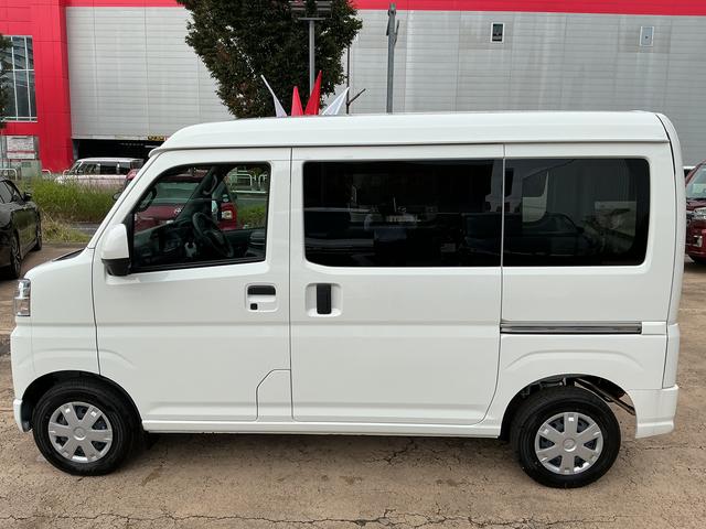 ハイゼットカーゴクルーズ 走行4キロ/登録済未使用車一年保証・走行距離無制限 走行4キロ 助手席エアバック オートライト オートマチックハイビーム クリアランスソナー アイドリングストップ(埼玉県)の中古車