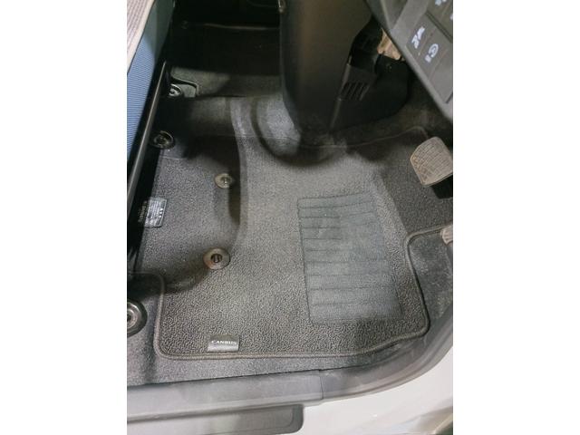 ムーヴキャンバスストライプスＧ　走行１．４ｋｍ　当店代車上がりの１台です♪１年保証距離無制限　走行距離１３９０６キロ　　バックカメラ　　純正マット　ＬＥＤヘッドランプ　アイドリングストップ　両側電動スライドドア　プッシュボタンスタート（埼玉県）の中古車