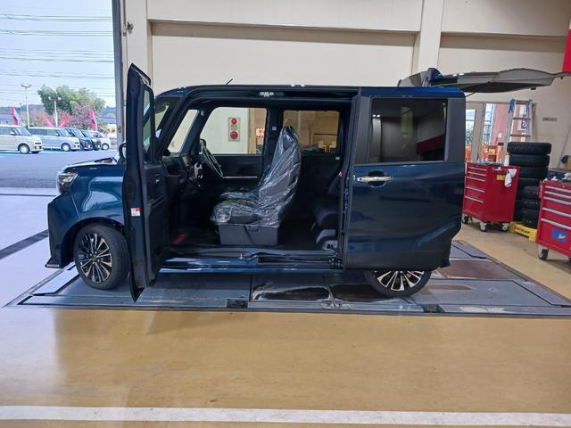 タントカスタムＲＳ走行距離６０３ｋｍ　当店試乗車上がりの１台です♪１年保証距離無制限　走行距離６０３ｋｍ　純正フルセグナビ　ＥＴＣ　バックカメラ　ブルートゥース　純正マット　オートライト　シートヒーター　　オート格納式ドアミラー　キーフリー（埼玉県）の中古車