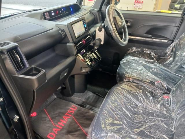 タントカスタムＲＳ走行距離６０３ｋｍ　当店試乗車上がりの１台です♪１年保証距離無制限　走行距離６０３ｋｍ　純正フルセグナビ　ＥＴＣ　バックカメラ　ブルートゥース　純正マット　オートライト　シートヒーター　　オート格納式ドアミラー　キーフリー（埼玉県）の中古車