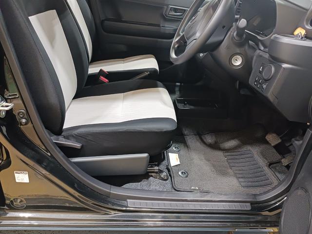 ミライースL SAIII 走行4710キロ/オートライト/純正マット1年保証距離無制限 走行距離4710キロ 助手席エアバッグ オートライト アイドリングストップ スマートアシスト3 キーレスエントリー(埼玉県)の中古車