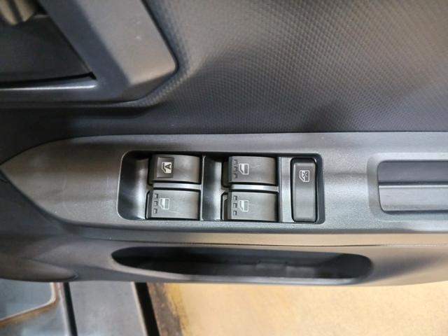 ミライースL SAIII 走行4710キロ/オートライト/純正マット1年保証距離無制限 走行距離4710キロ 助手席エアバッグ オートライト アイドリングストップ スマートアシスト3 キーレスエントリー(埼玉県)の中古車