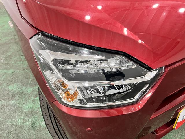 ミライースＸ　ＳＡIII　走行１５５２キロ／ＬＥＤヘッドライト一年保証・走行距離無制限　走行１５２２キロ　助手席エアバック　オートライト　オートマチックハイビーム　クリアランスソナー　アイドリングストップ（埼玉県）の中古車