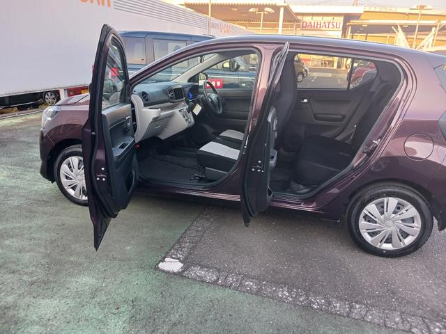 ミライースX リミテッドSAIII 衝突回避支援機能 コーナーセンサー走行距離11863キロ 1年保証・走行距離無制限 新車保証継承 LEDヘッドライト バックカメラ 純正カーペットマット スマートアシスト3 キーレスエントリー 電動格納ドアミラー(埼玉県)の中古車