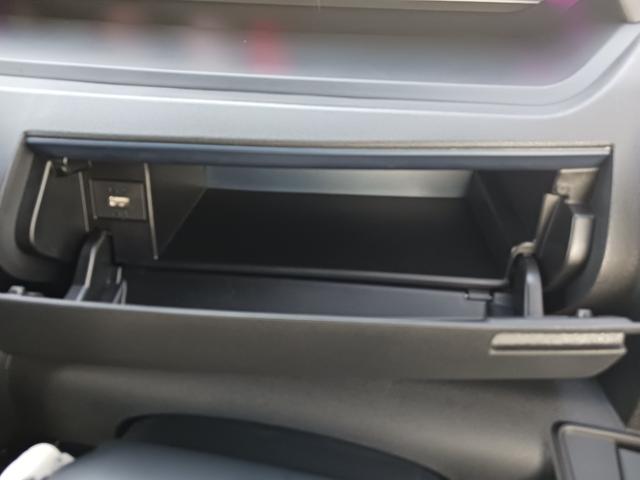 タントカスタムX 9インチディスプレイオーディオ バックカメラ走行距離8067キロ 1年保証・走行距離無制限 新車保証継承対応 フルセグTV Bluetooth バックカメラ 両側電動スライドドア 電動パーキングブレーキ スマートキー LEDヘッドライト(埼玉県)の中古車