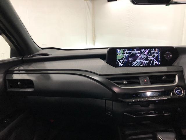 ＵＸＵＸ２５０ｈバージョンＣ　走行１８９８９キロ／ナビ／ドラレコ一年保証・走行距離無制限走行１８９８９キロ　サンルーフ　フルセグナビ　ブルートゥース　全周囲カメラ　ドラレコ　ＥＴＣ　オートライト　ＬＥＤヘッドライト　シートヒーター（埼玉県）の中古車