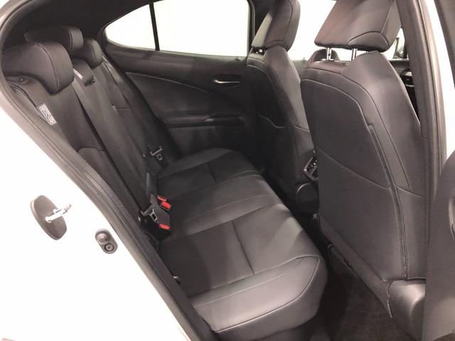 ＵＸＵＸ２５０ｈバージョンＣ　走行１８９８９キロ／ナビ／ドラレコ一年保証・走行距離無制限走行１８９８９キロ　サンルーフ　フルセグナビ　ブルートゥース　全周囲カメラ　ドラレコ　ＥＴＣ　オートライト　ＬＥＤヘッドライト　シートヒーター（埼玉県）の中古車