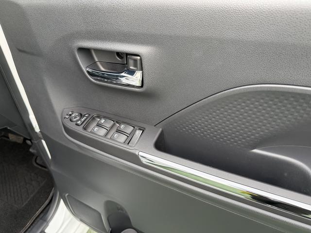 タントカスタムＲＳ　９インチディスプレイオーディオ　バックカメラ走行距離１０１６キロ　１年保証・走行距離無制限　新車保証継承　クルーズコントロール　ＥＴＣ　両側電動スライドドア　ＬＥＤヘッドライト　１５インチアルミホイール　電動パーキングブレーキ　シートヒーター（埼玉県）の中古車