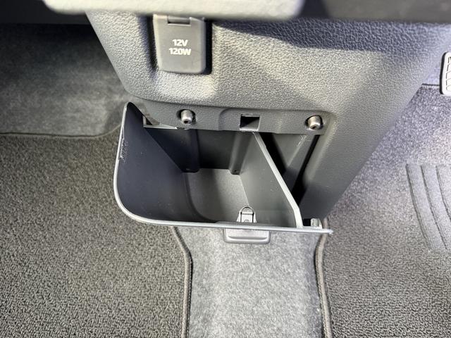 ムーヴキャンバスストライプスＧ　ディスプレイオーディオ　バックカメラ走行距離３７４キロ　一年保証・走行距離無制限　新車保証継承　両側電動スライドドア　ＬＥＤヘッドライト　コーナーセンサー　シートヒーター　電動パーキングブレーキ　カーペットマット　スマートアシスト（埼玉県）の中古車