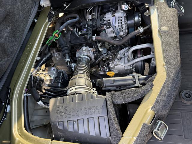 ハイゼットカーゴデッキバンＧ　走行距離３１７７キロ　両側スライドドア１年保証・走行距離無制限　新車保証継承対応　６，８ディスプレイオーディオ　バックカメラ　キーフリーシステム　スマートアシスト　コーナーセンサー　純正ラバーマット　アイドリングストップ（埼玉県）の中古車