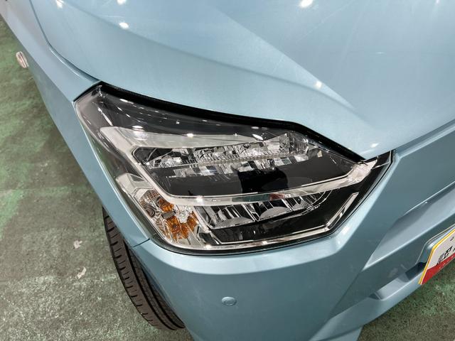 ミライースＸ　ＳＡIII　走行２３２２キロ／ＬＥＤヘッドライト一年保証・走行距離無制限　走行２３２２キロ　助手席エアバック　オートライト　オートマチックハイビーム　クリアランスソナー　アイドリングストップ（埼玉県）の中古車