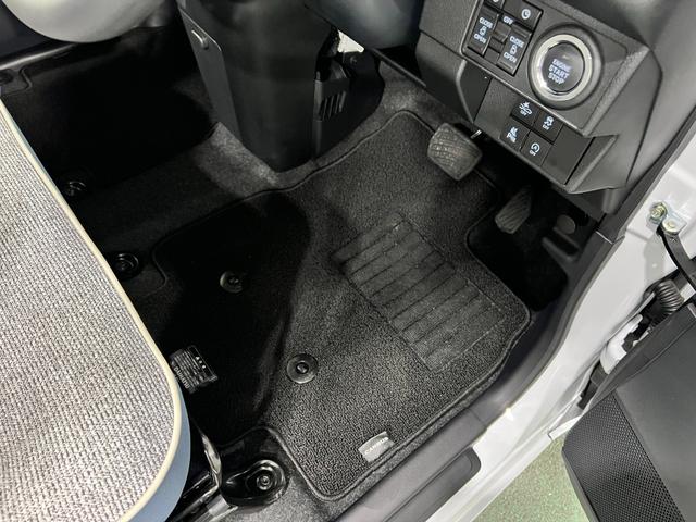 ムーヴキャンバスストライプスＧ　走行１６９９キロ／新品ナビ／バックカメラ１年保証距離無制限　走行距離１６９９キロ　純正フルセグナビ　バックカメラ　サイドエアバッグ　ＬＥＤヘッドランプ　アイドリングストップ　シートヒーター　両側電動スライドドア（埼玉県）の中古車