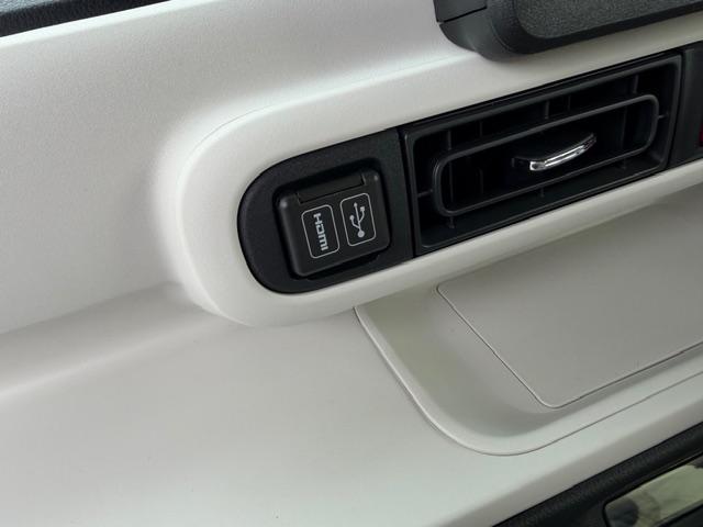 ムーヴキャンバスストライプスＧ　走行１６９９キロ／新品ナビ／バックカメラ１年保証距離無制限　走行距離１６９９キロ　純正フルセグナビ　バックカメラ　サイドエアバッグ　ＬＥＤヘッドランプ　アイドリングストップ　シートヒーター　両側電動スライドドア（埼玉県）の中古車