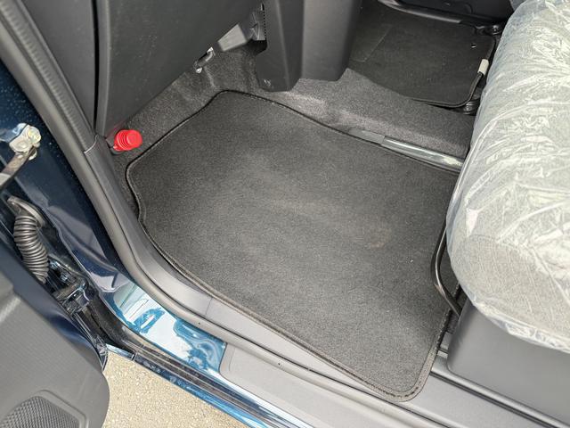 タントＸ　純正フルセグナビ　バックカメラ　ＬＥＤヘッドライト走行距離２４７２キロ　新車保証継承対応　左側電動スライドドア　キーフリーシステム　オートライト　電動パーキングブレーキ　ミラクルオープンドア　前席シートヒーター　後部席ドアサンシェード（埼玉県）の中古車